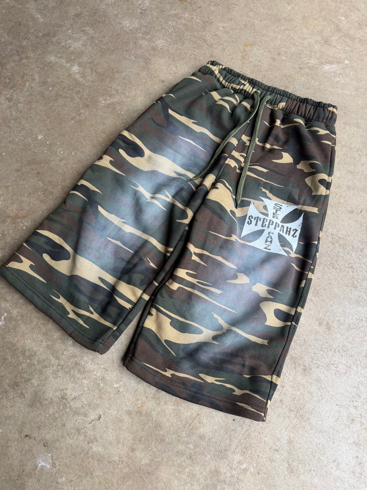 Camo set