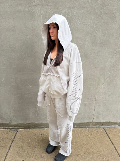SIGNATURE ZIP UP